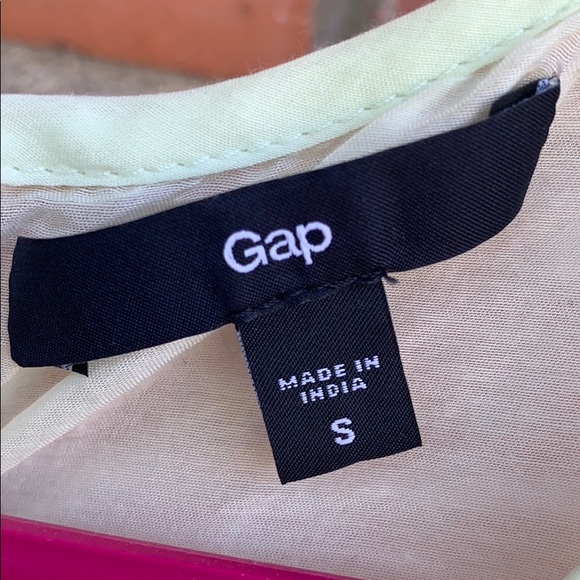 Sheer long sleeve bright green top - Picture 2 of 2